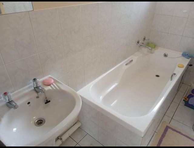 2 BEDROOM TOWNHOUSE FOR SALE IN EDEN GLEN